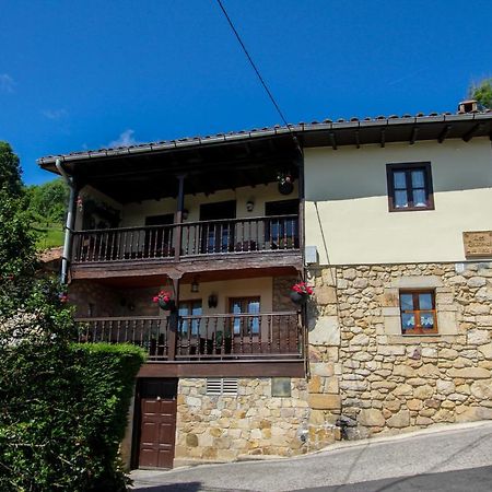 Onís Apartamentos 'Los Balcones De Nieda 2' מראה חיצוני תמונה
