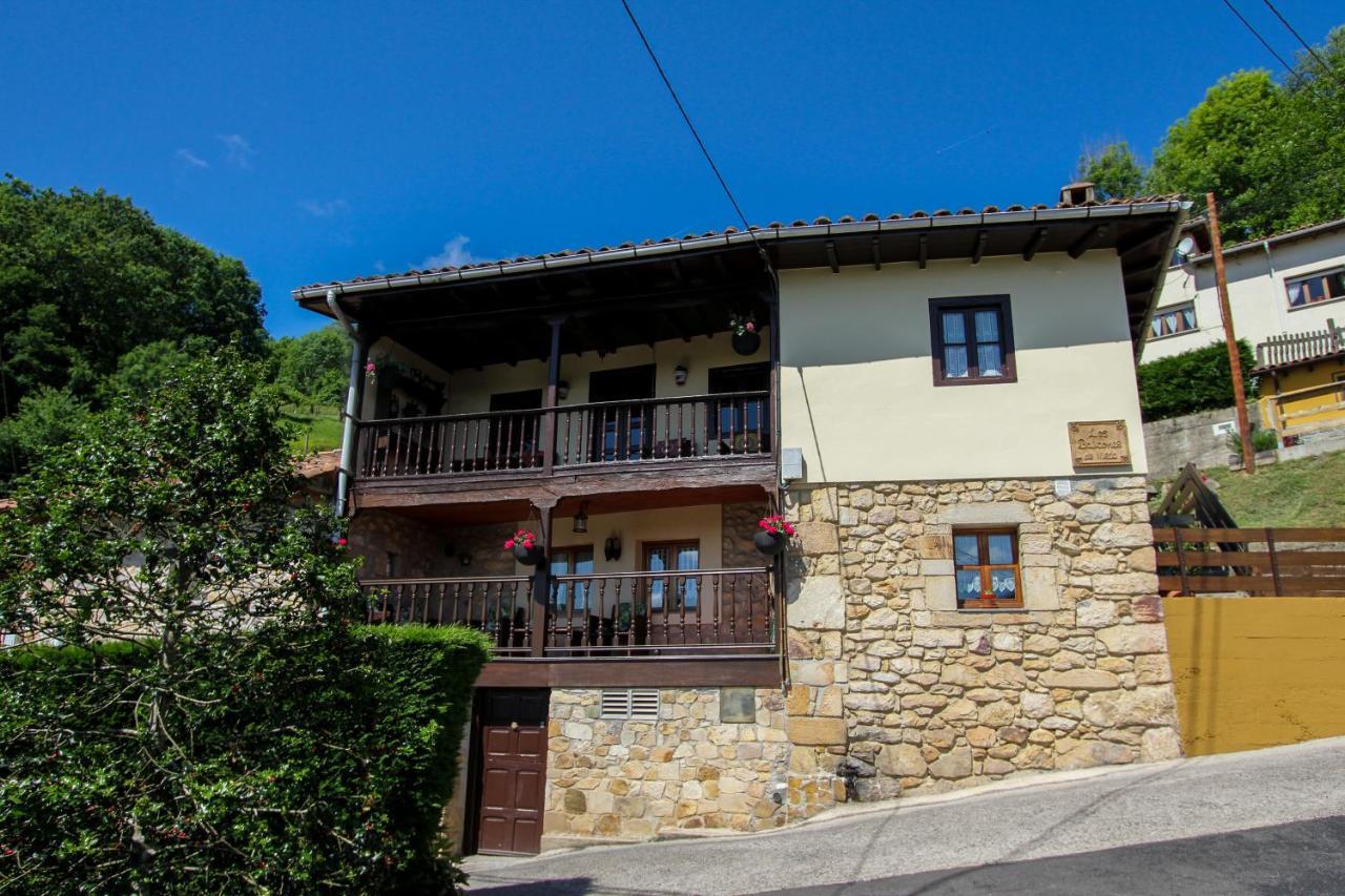 Onís Apartamentos 'Los Balcones De Nieda 2' מראה חיצוני תמונה